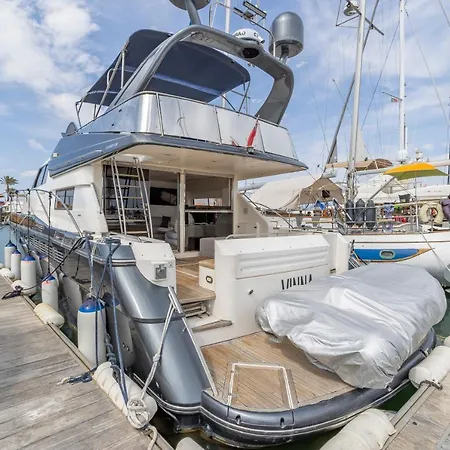 船屋 Luxury Yacht *